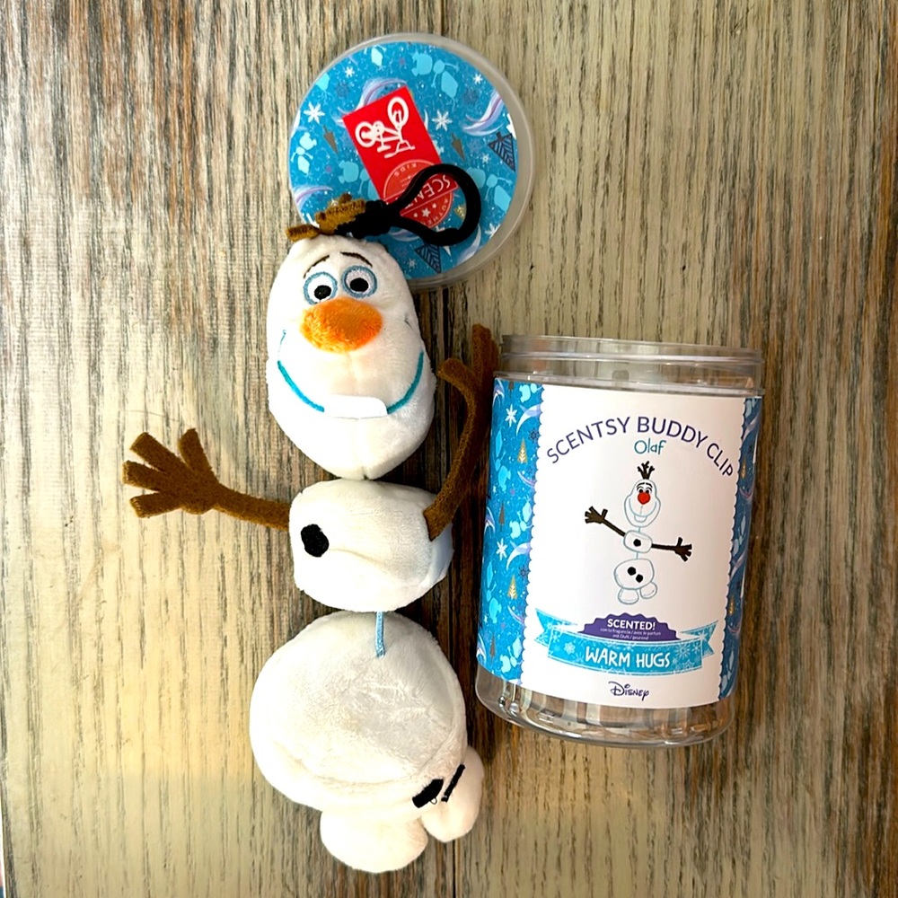 Scentsy Olaf Buddy clip!! New !!